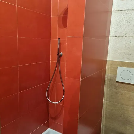 Psyche Domus * Μπάρι